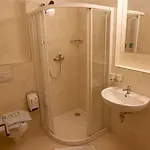 Klika 3*