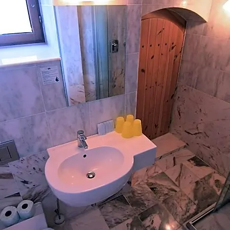 Klika Hotel